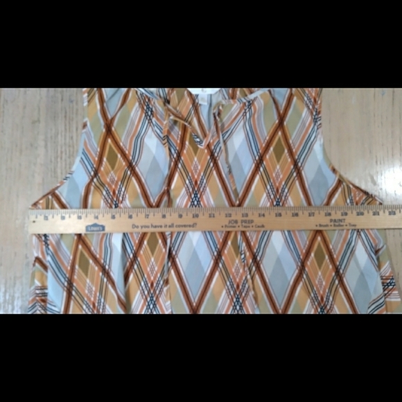 Charming Charlie lightweight sleeveless plaid top - Picture 6 of 10